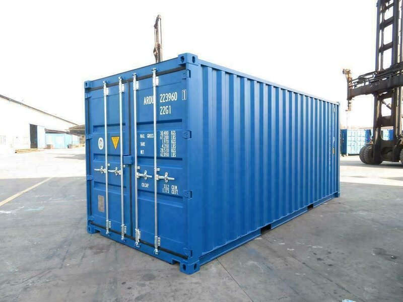 Containere maritime second-hand de 6 m si 12 m.